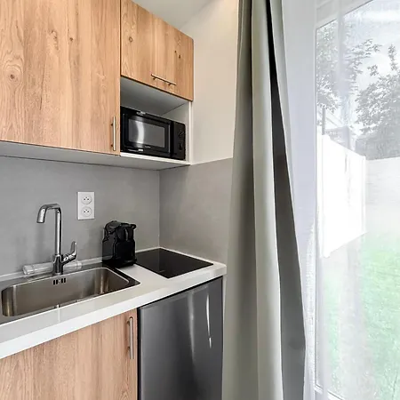 Des Camelias Apartment *